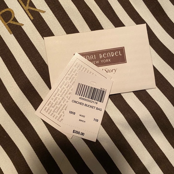 **Rare** Henri Bendel Cinched Bucket Bag in Birch, pebbled leather. BRAND NEW - Picture 11 of 11